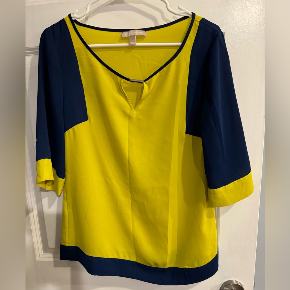 Beautiful light almost new top